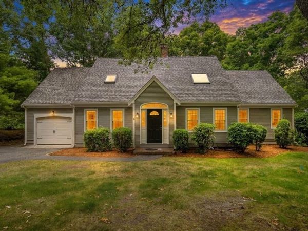 30 Currycomb Cir, Barnstable, MA 02668
