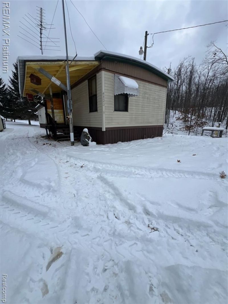4125 Hubbard Lake Trail, Caledonia Township, MI 49747 Main Photo