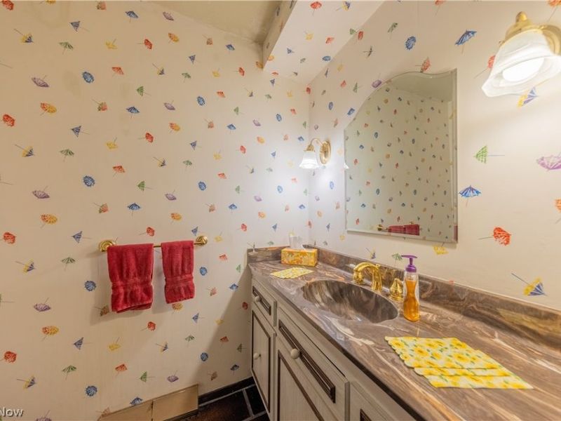 24390 Fairmount Boulevard, Beachwood, OH 44122 Photo 27