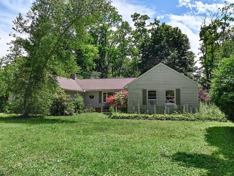 41 Gaylord Drive, Munroe Falls, OH 44262 Photo 3