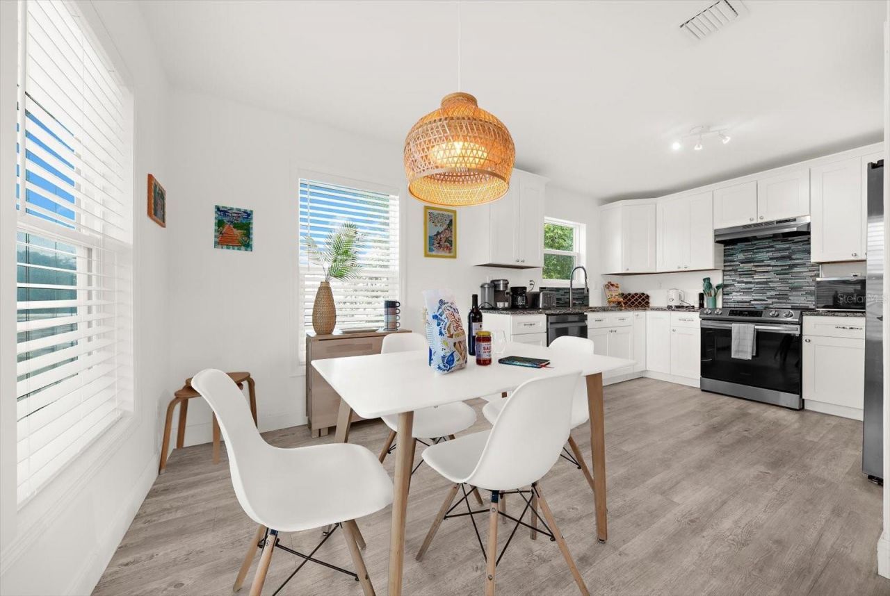 2375 Bahia Vista Street , Sarasota, FL 34239 Photo
