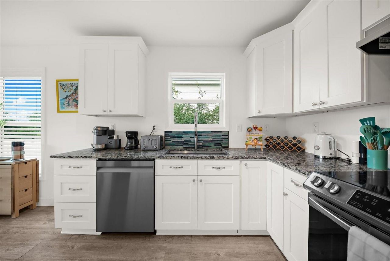 2375 Bahia Vista Street , Sarasota, FL 34239 Photo