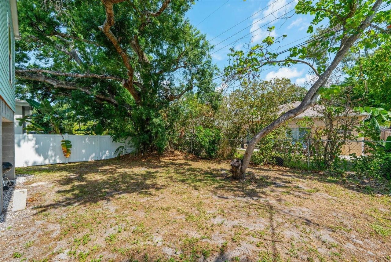 2375 Bahia Vista Street , Sarasota, FL 34239 Photo