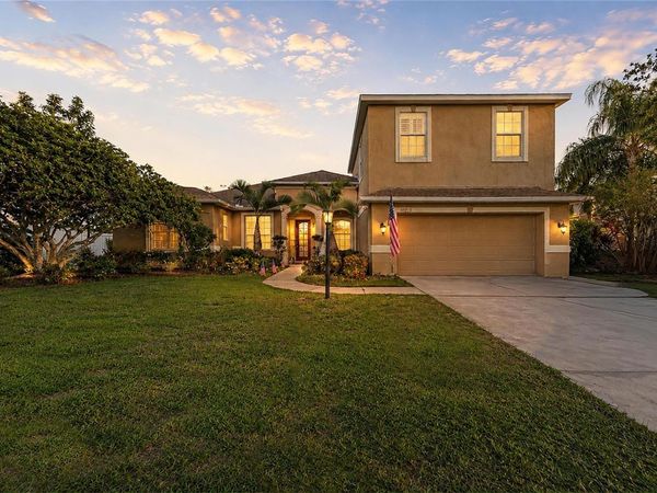 10918 BULLRUSH TERRACE, LAKEWOOD RANCH, FL 34202