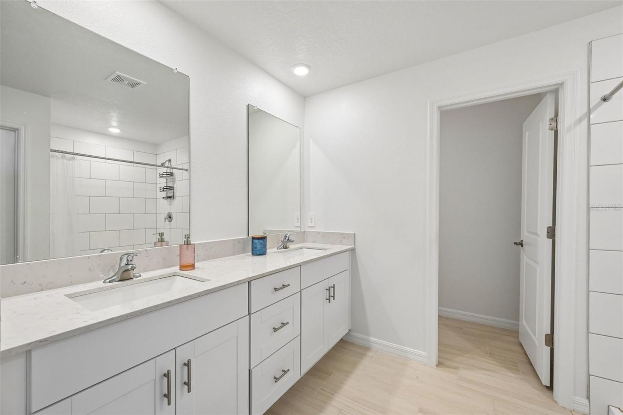 8807 Sunset Park Trail, Parrish, FL 34219 Photo