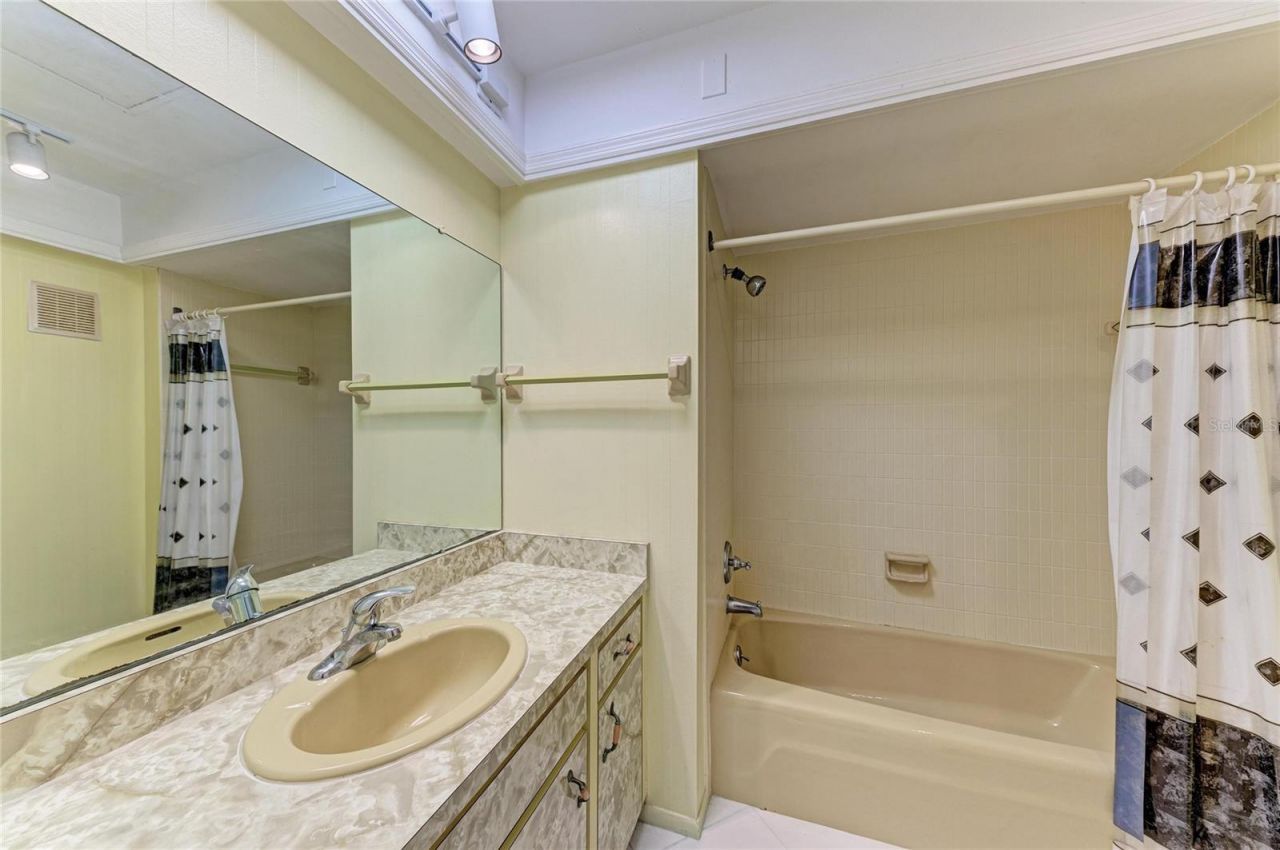 6905 9th Avenue W, Unit 6905, Bradenton, FL 34209 Photo