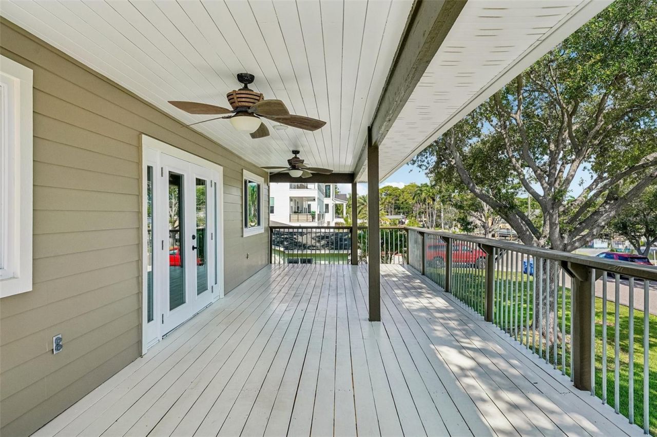 300 90th Avenue Ne, Saint Petersburg, FL 33702 Photo
