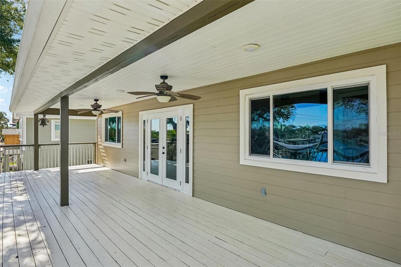 300 90th Avenue Ne, Saint Petersburg, FL 33702 Photo