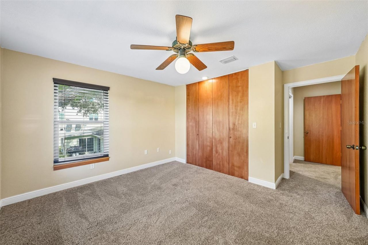 300 90th Avenue Ne, Saint Petersburg, FL 33702 Photo