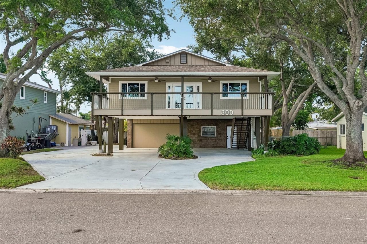 300 90th Avenue Ne, Saint Petersburg, FL 33702 Photo