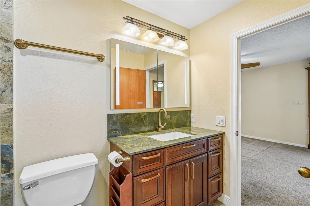 300 90th Avenue Ne, Saint Petersburg, FL 33702 Photo
