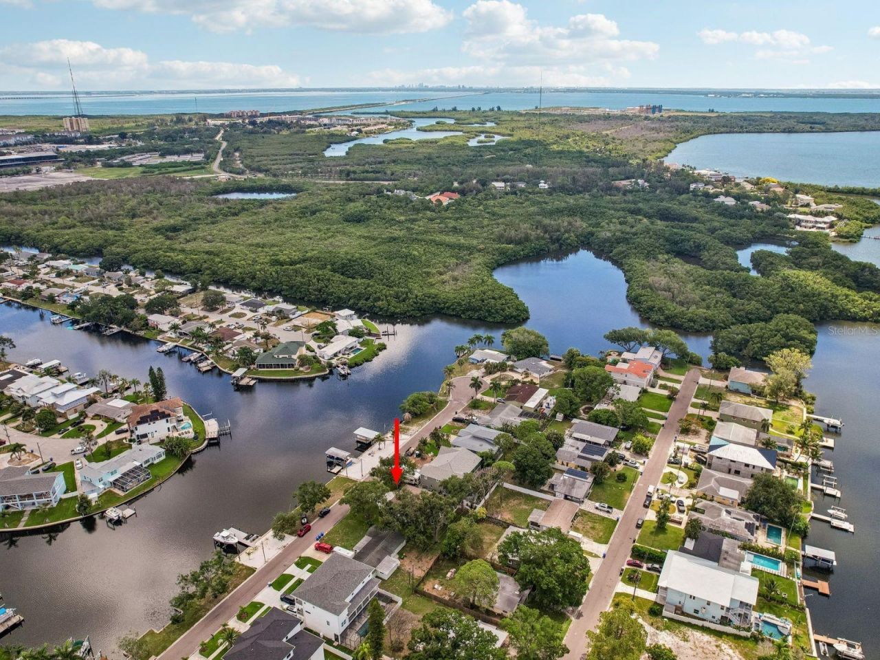 300 90th Avenue Ne, Saint Petersburg, FL 33702 Photo