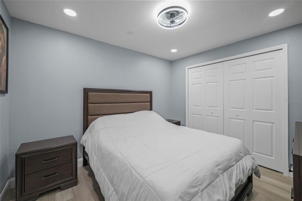 1118 Excalibur Street , Holiday, FL 34690 Photo