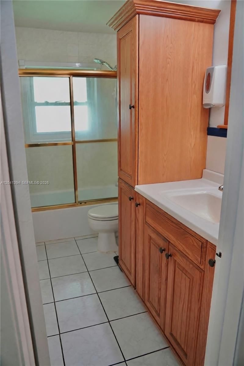 6701 Harding St, Hollywood, FL 33024 Photo