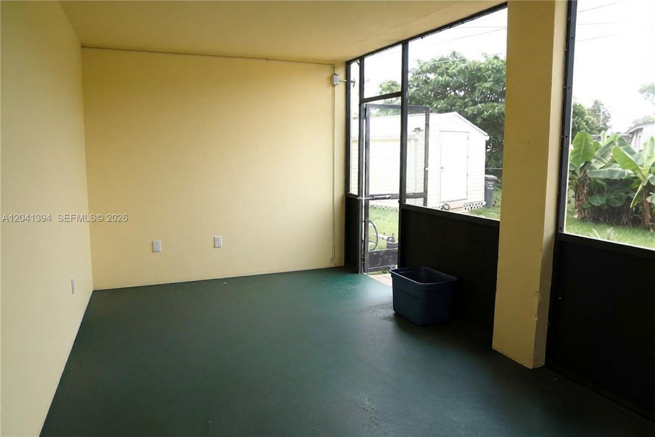 6701 Harding St, Hollywood, FL 33024 Photo