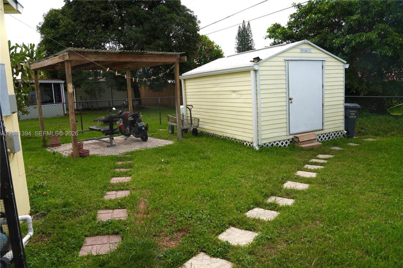 6701 Harding St, Hollywood, FL 33024 Photo