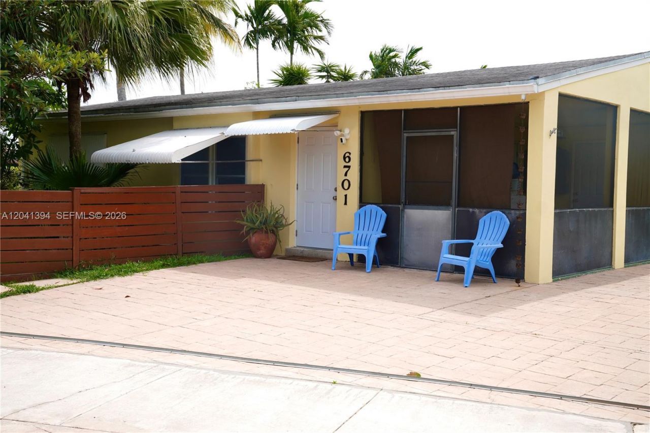 6701 Harding St, Hollywood, FL 33024 Photo