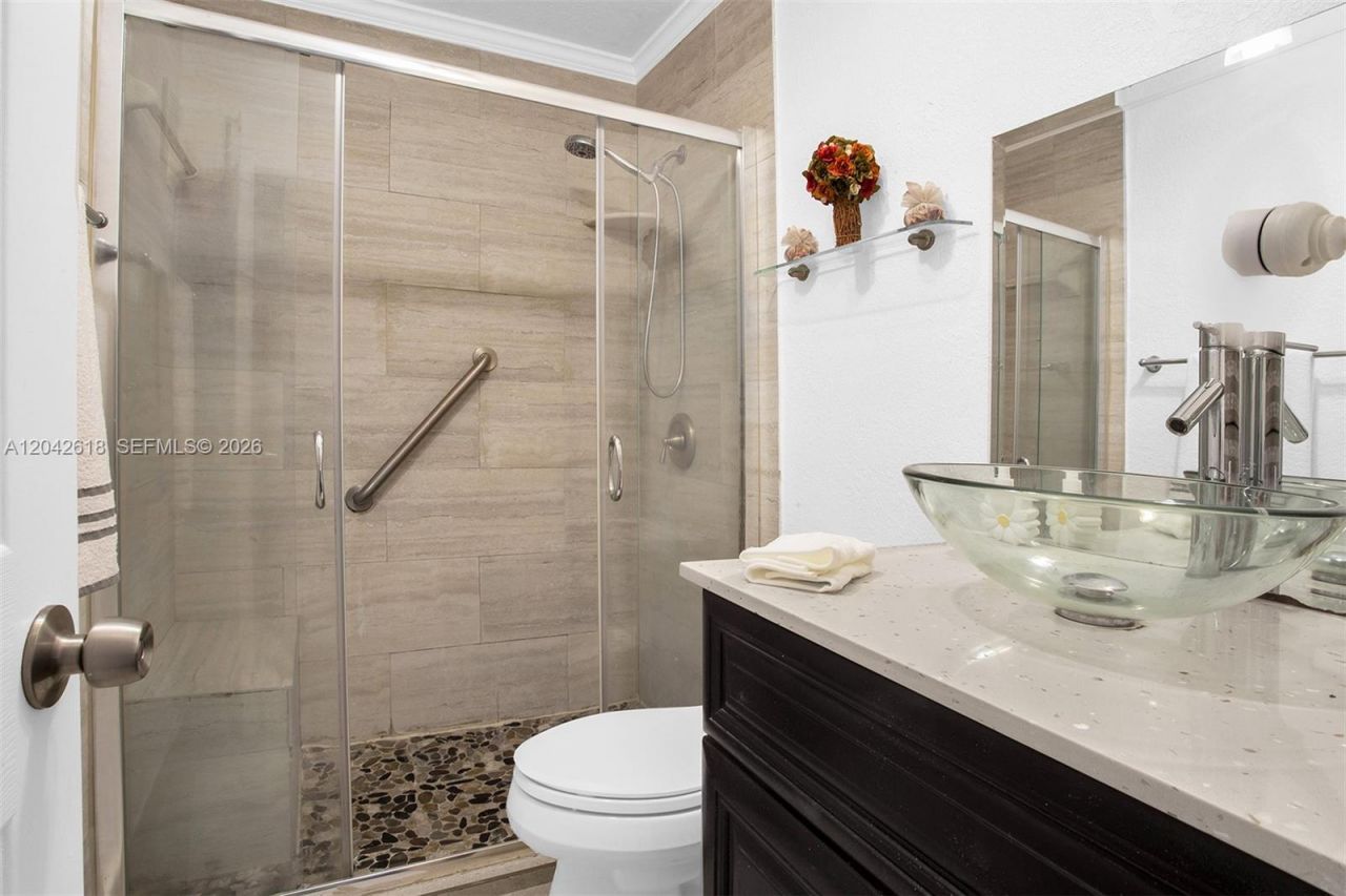 9675 NW 26th Pl, Unit 5, Sunrise, FL 33322 Photo