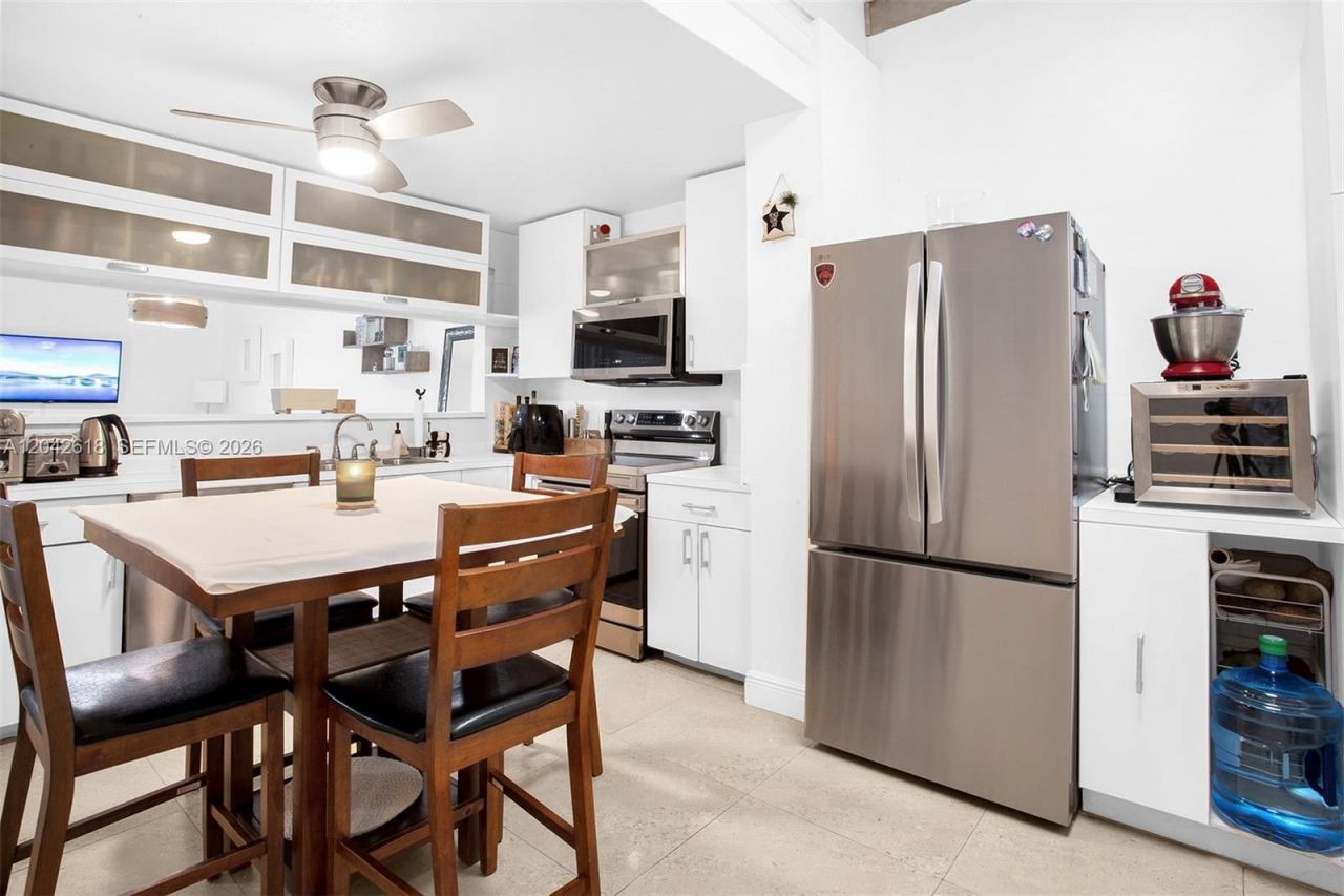 9675 NW 26th Pl, Unit 5, Sunrise, FL 33322 Photo