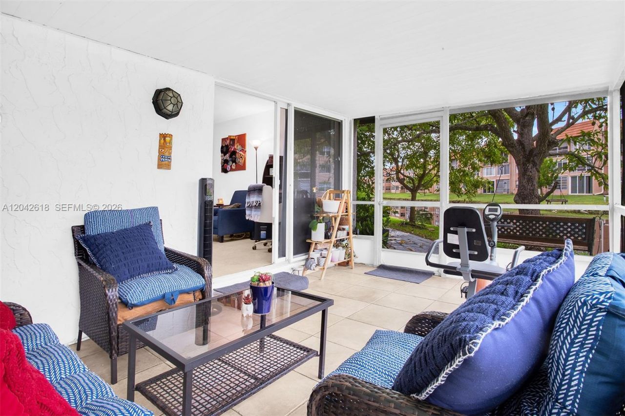 9675 NW 26th Pl, Unit 5, Sunrise, FL 33322 Photo