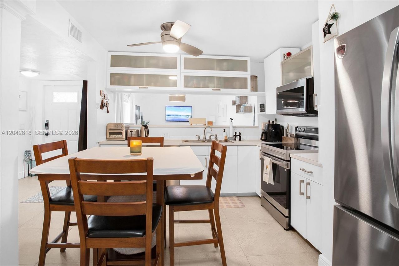 9675 NW 26th Pl, Unit 5, Sunrise, FL 33322 Photo
