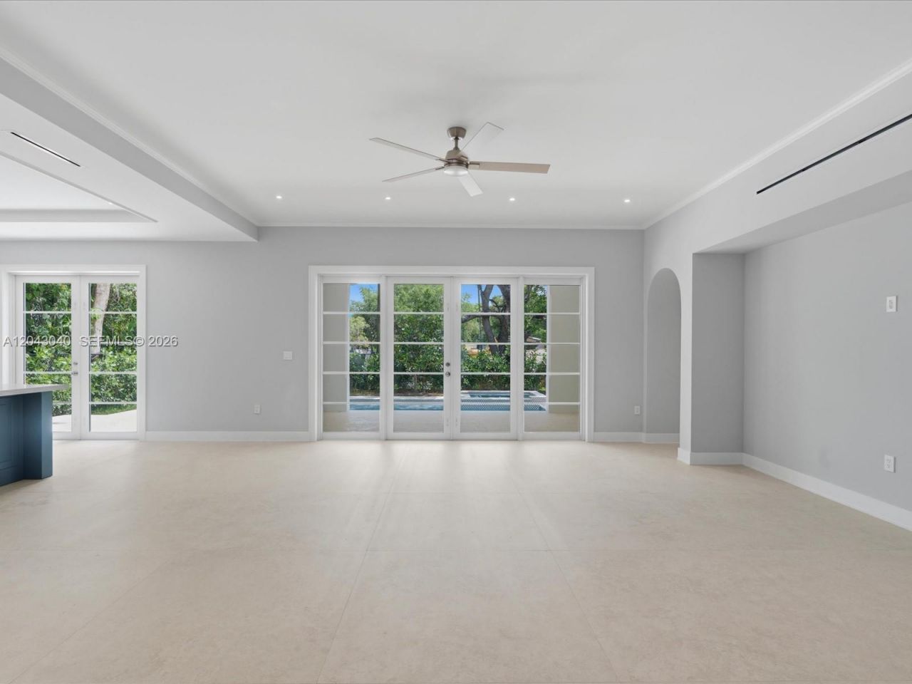 6333 SW 69th St , South Miami, FL 33143 Photo