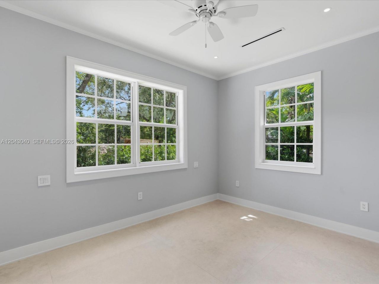 6333 SW 69th St , South Miami, FL 33143 Photo
