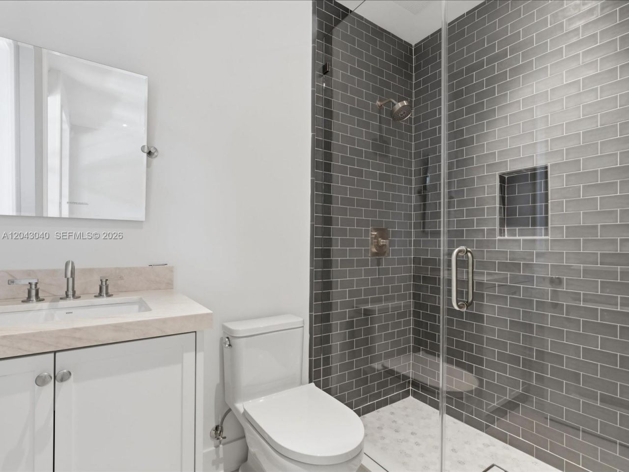 6333 SW 69th St , South Miami, FL 33143 Photo