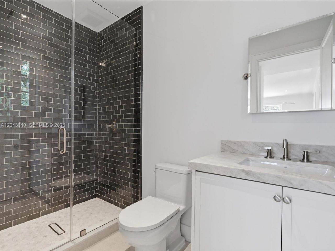 6333 SW 69th St , South Miami, FL 33143 Photo