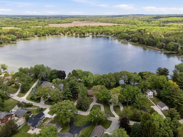 W378S5074 W Pretty Lake Rd, Ottawa, WI 53118