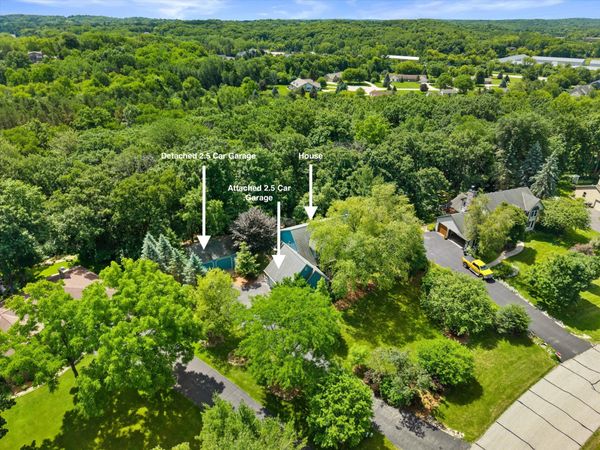 W326S1480 Forest Hills Dr, Genesee, WI 53018