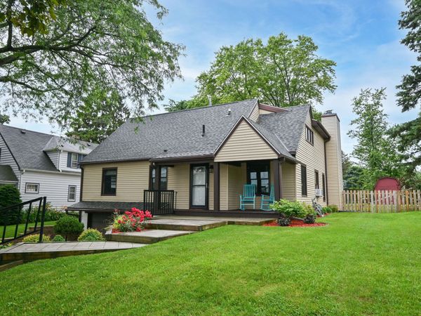 1314 S East Ave, Waukesha, WI 53186