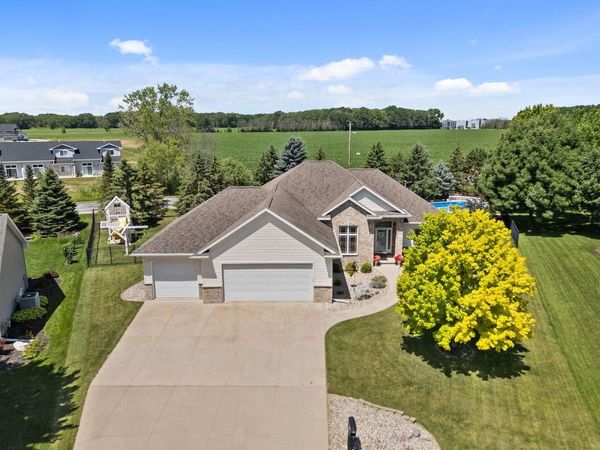 N9197 JONSCH DRIVE, Appleton, WI 54915