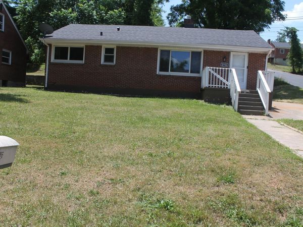 2756 Kirkland DR NW, Roanoke, VA 24017