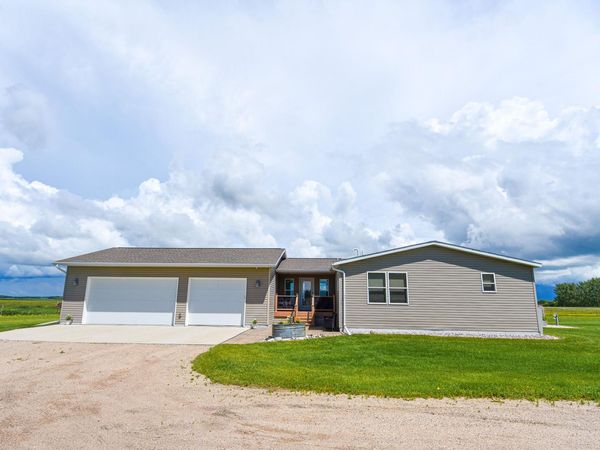 17922 142nd Avenue NE, Thief River Falls, MN 56701