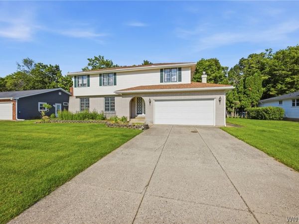 188 Heritage Farm Road, Buffalo, NY 14218