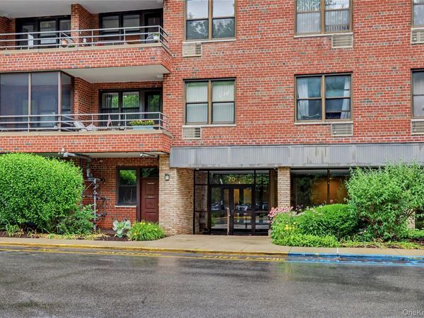 70 Barker Street, Unit 200, Mount Kisco, NY 10549