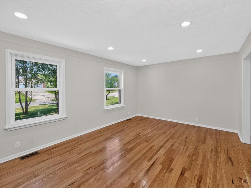 1645 Mandarin Court, Forest Park, OH 45240 Photo 11