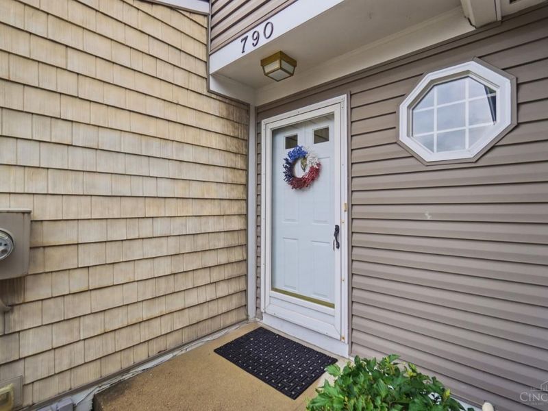 790 Lakeshore Drive, Hamilton Twp, OH 45039 Photo 5