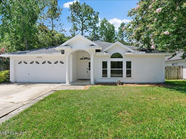 5532 BLUE PACIFIC Drive, Jacksonville, FL 32257