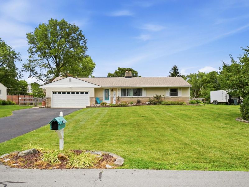3752 Mayfair Drive, Grove City, OH 43123 Photo 1