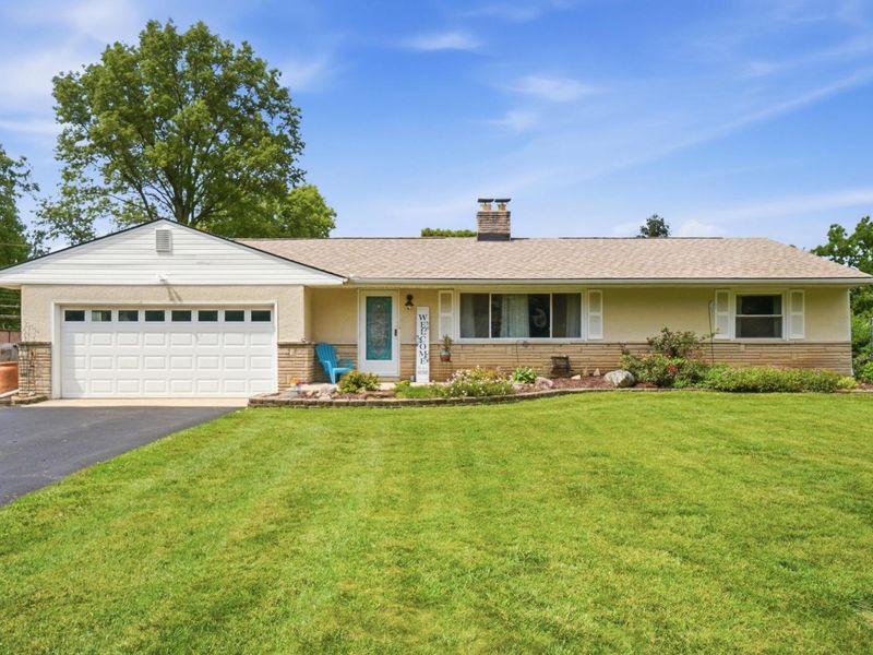 3752 Mayfair Drive, Grove City, OH 43123 Photo 2