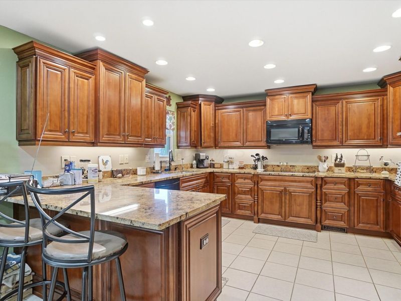 3752 Mayfair Drive, Grove City, OH 43123 Photo 7