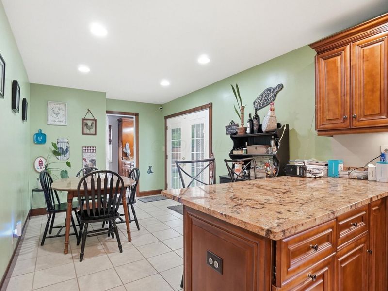 3752 Mayfair Drive, Grove City, OH 43123 Photo 9