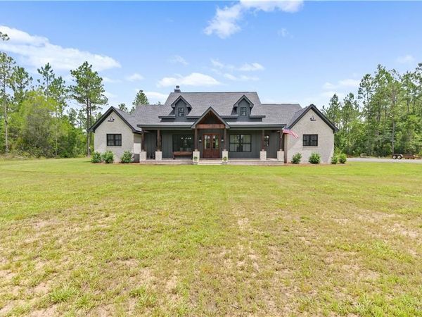 1100 Foxtrap Road, Axis, AL 36505