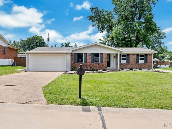 1152 Tumbleweed Trail, Ellisville, MO 63011