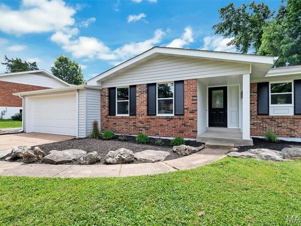 1152 Tumbleweed Trail, Ellisville, MO 63011