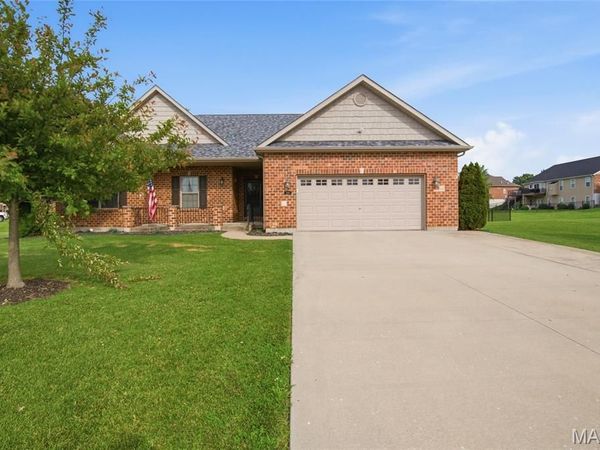 548 Wernings Drive, Columbia, IL 62236
