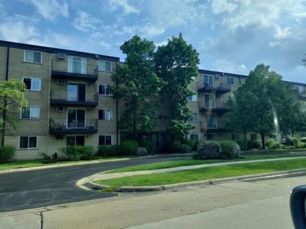 2515 E Olive Street , Unit 3D, Arlington Heights, IL 60004