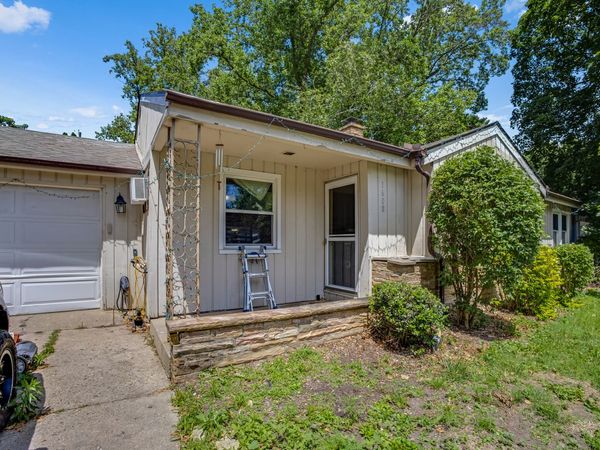 1608 Normandy Drive , Champaign, IL 61821